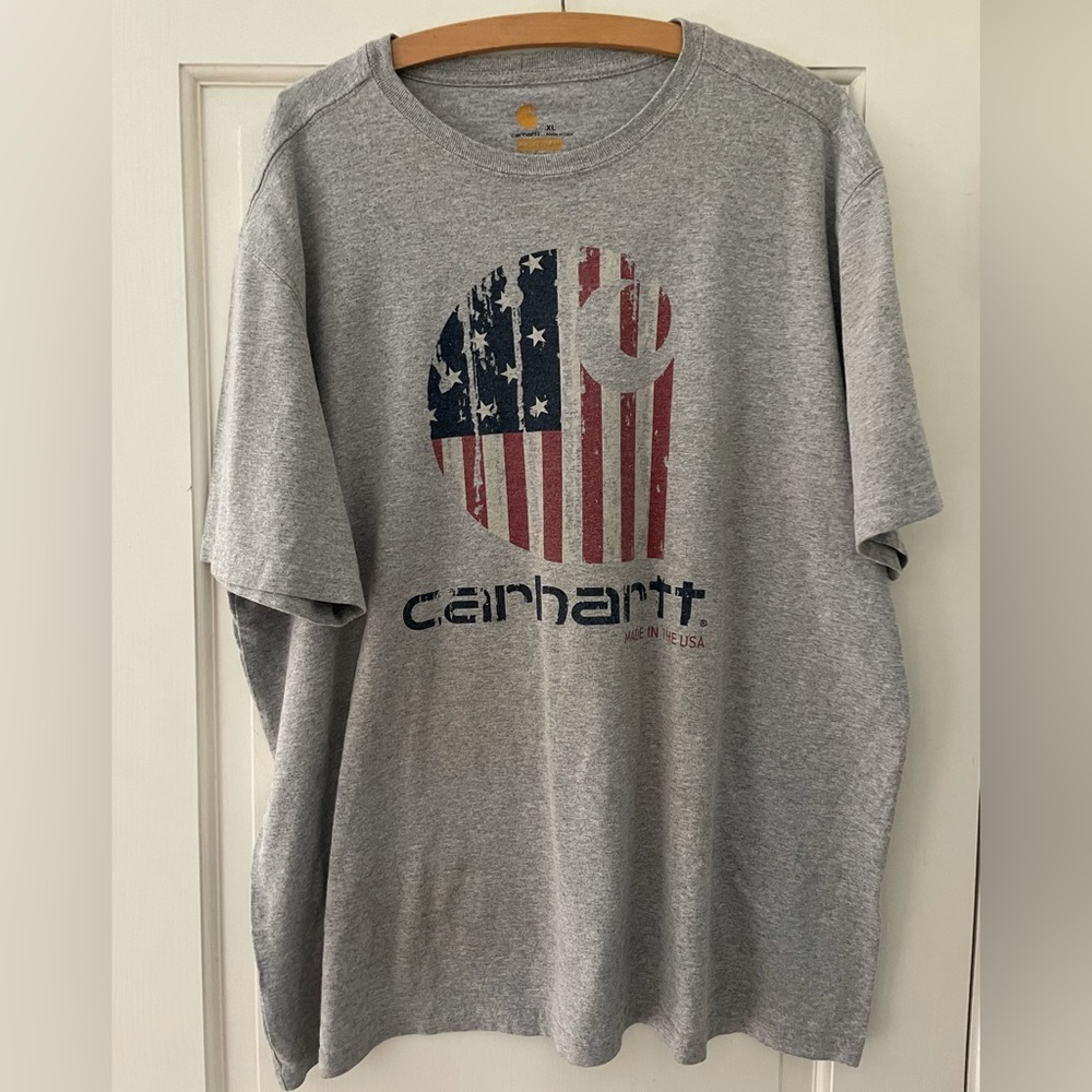 Carhartt Men’s Gray patriotic Graphic T-Shirt Size XL. Soft great condition